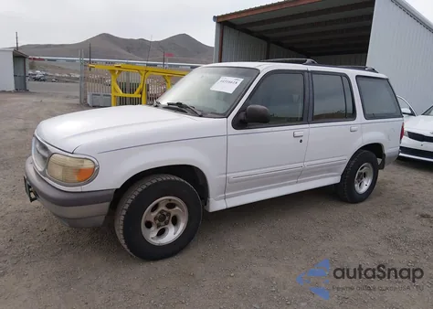 1996 Ford Explorer z USA, uszkodzony, nr VIN 1FMDU34X8TUA36266